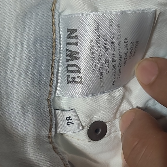 Edwin Bree Crop Slim Straight Jeans Size 28 - Picture 9 of 9